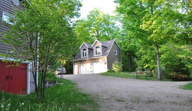 Relaxing Waterfront Cottage Escape