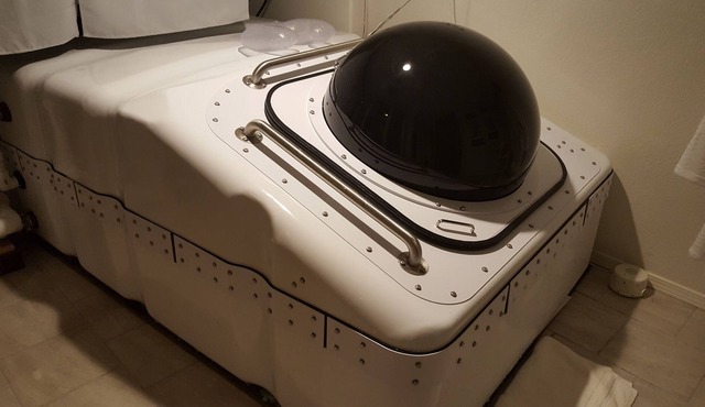 Relaxing weekend includes Float Tank and IR Sauna, nestled in a nature setting