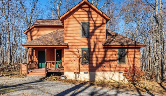 Relaxing Wintergreen Mountain Home-close to the ski slopes, hiking, hanging out