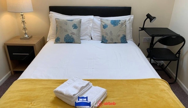 Relocation/Business/Leisure fast WIFI/FREE Parking