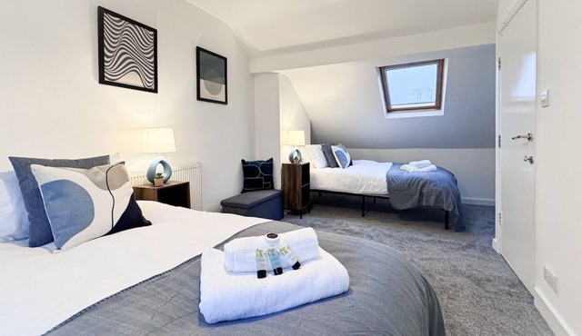 Relocation l Groups l Business