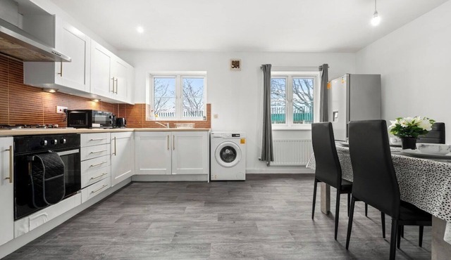 Relocators Month Stays Business