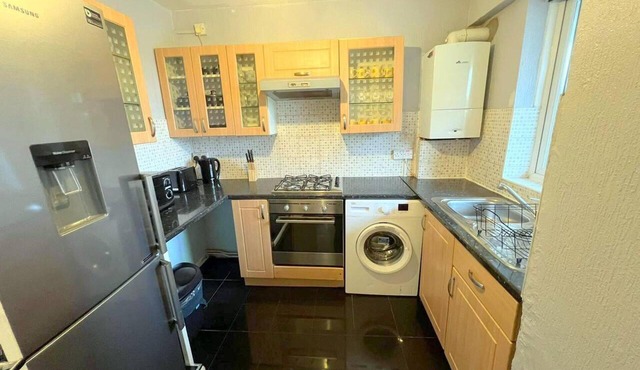 Remarkable 2-bed Apartment in London