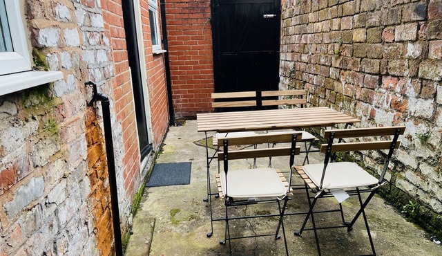 Remarkable 4-Bed House in Bootle, Liverpool