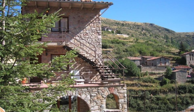 Remarkable 2-Bed Apartment in Castellar de n'Hug