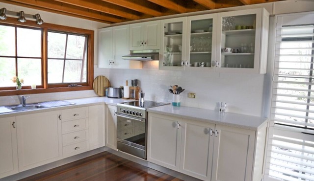 Reme Cottage - Hunter Region - Private & Tranquil - Views & Fireplace