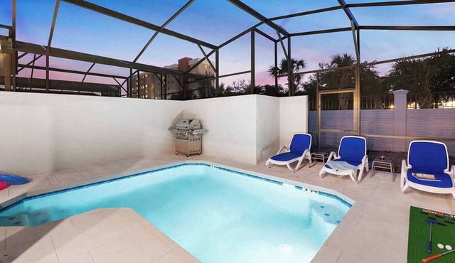 Remi's Rainforest | I-Drive Villa w/Safari BR, Luxe Suites, Full Kitchen & Pool