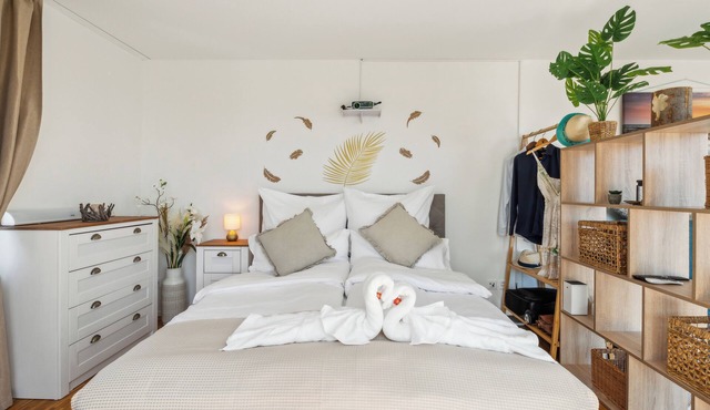 ReMo l Business - Family l Aare view, near old town + terrace l Parking lot