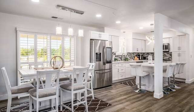 Remodeled 1-Acre Ranch Style Home in Madera