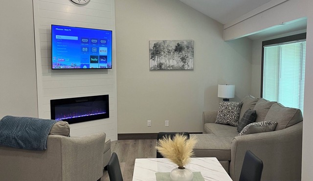 Remodeled 1 Bedroom w/Additional Sofabed, relaxing in the Galena Territories