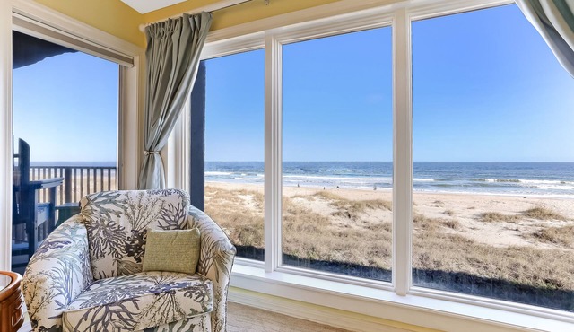 Remodeled 2 Bedroom/2 Bath, 2nd floor Oceanfront condo sleeps 6. Balcony & Pool.