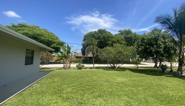 Remodeled 2BR apt near beach + dtwn Ft. Lauderdale