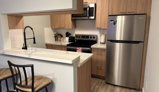 Remodeled 3-bedroom condo in Marina walking distance to beach; STR25-000040