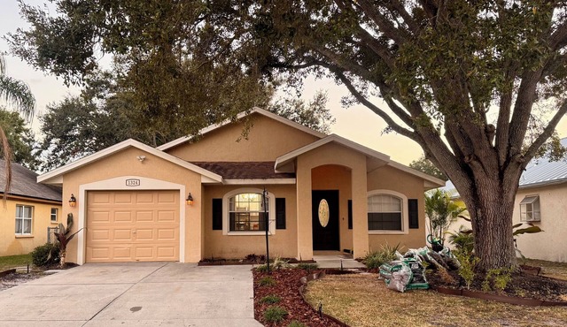 Remodeled 3-BR House w/Fenced Yard, & Prime Location Near Beaches, Parks, & UTC