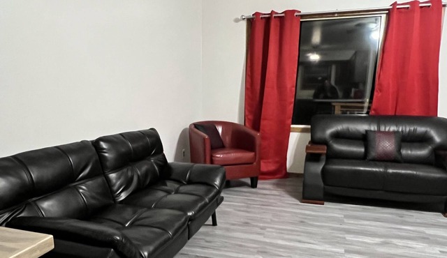 Remodeled 3bdrm on the trail for snowmobiling and ATV..