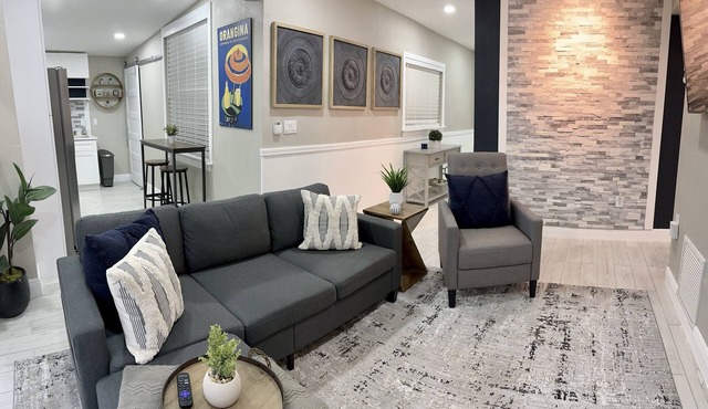 Remodeled 3br 1b Orlando FL home. Near Main events