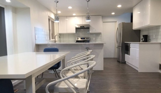 Remodeled 4 Bed, Minutes To Bellevue Downtown