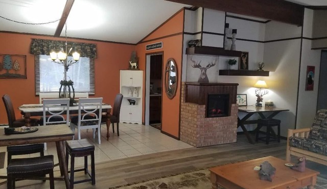 Remodeled 4 bedroom home in downtown Paradise next to our Fresh Coast Cafe'.