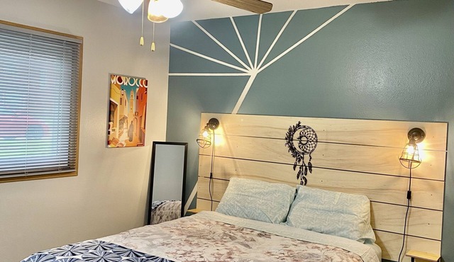 Remodeled apartment in central location