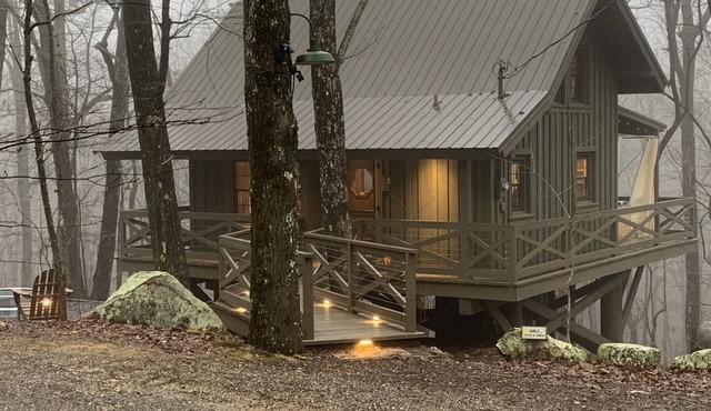 Remodeled Cabin near DeSoto State Park & Mentone