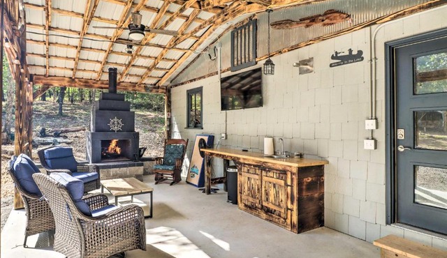 Remodeled Cabin w/Fire Pit on Norfork Lake!