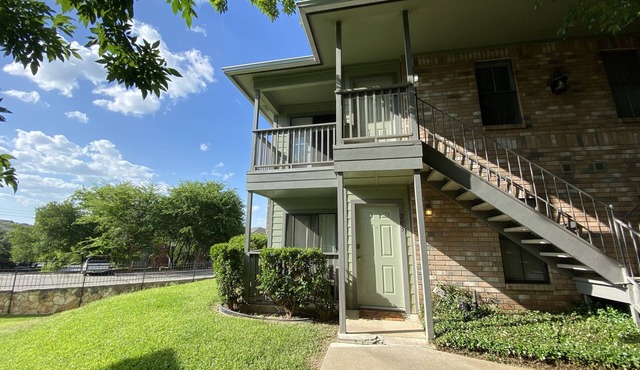 Remodeled Condo Minutes From South Congress and Downtown