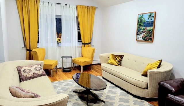 Remodeled, cozy, family friendly, central place. Entire 2nd & 3rd floor to use.n