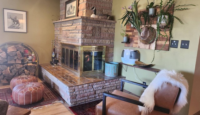 Remodeled Cozy home: 20min to Wolfcreek Ski + 3min to Golf and Rio Grande River