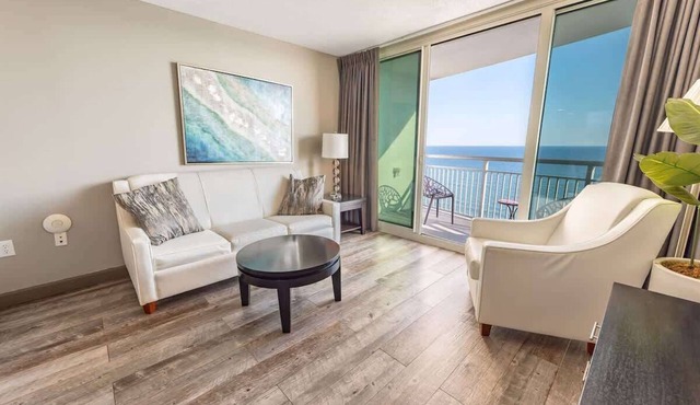 Remodeled Direct Oceanfront, Amazing Views Modern!