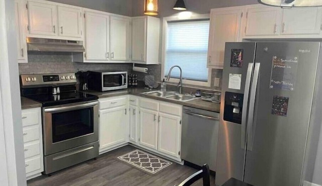 Remodeled duplex near coliseum