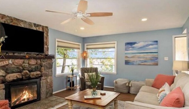 Remodeled! Enjoy the tranquility of a lakefront cottage on Van Etten Lake!