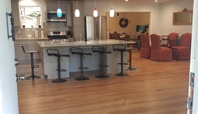 Remodeled & Fully Furnished Home South/East side Augusta near interstate 520