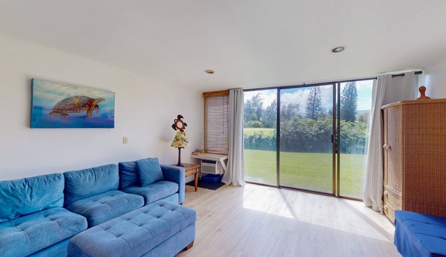 Remodeled Gem on 3rd Hole at Turtle Bay w/Pools, Tennis & Beach