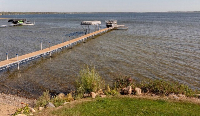 Remodeled, Grill, Outside Seating, Dock, Swimming