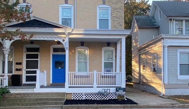 Remodeled historical townhouse in downtown