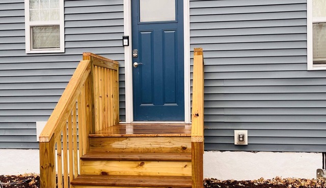 Remodeled home close to lake and walking trails