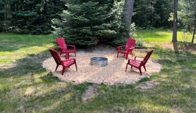 Remodeled home just minutes from downtown Roscommon and Higgins Lake!