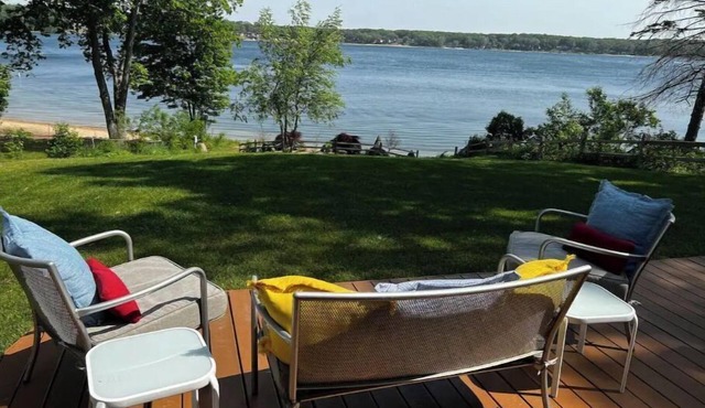 Remodeled Lake House Featuring Sauna, Sleeps 12