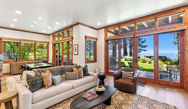 Remodeled Luxury Lakeview w/Fireplace, Hot Tub, Gym | PEAK SS13