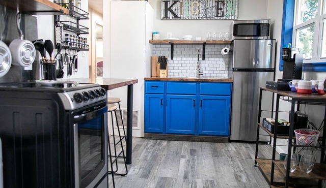 Remodeled Modern 2BR Home, Zero Cleaning Fees.