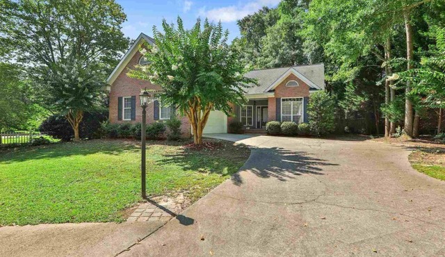 Remodeled modern gem in the heart of Fayetteville