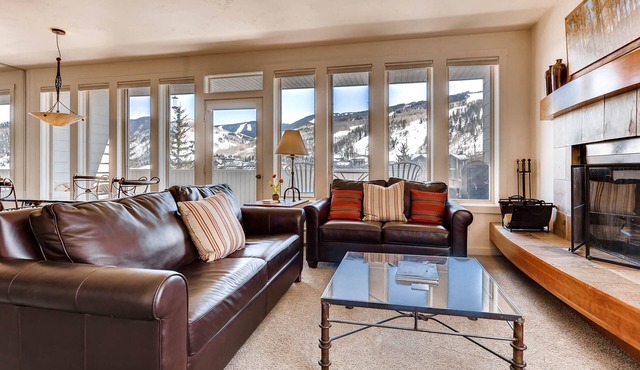 Remodeled, Mountain Views, Walk to Gondola, SV34B