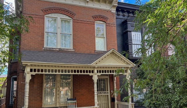 Remodeled Old-World Home, Walkable to Rino, Ballpark,& Downtown