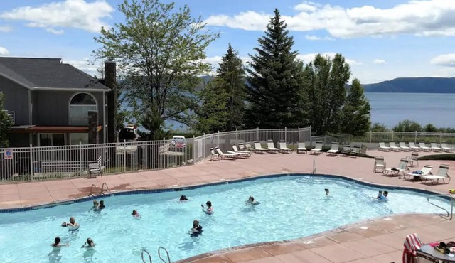 Remodeled - Pool 6 Guests Hot Tub