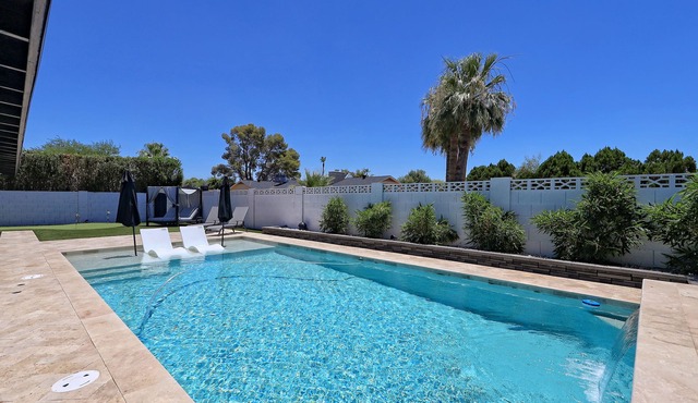 Remodeled Scottsdale Home - 2 Miles from Old Town Scottsdale!