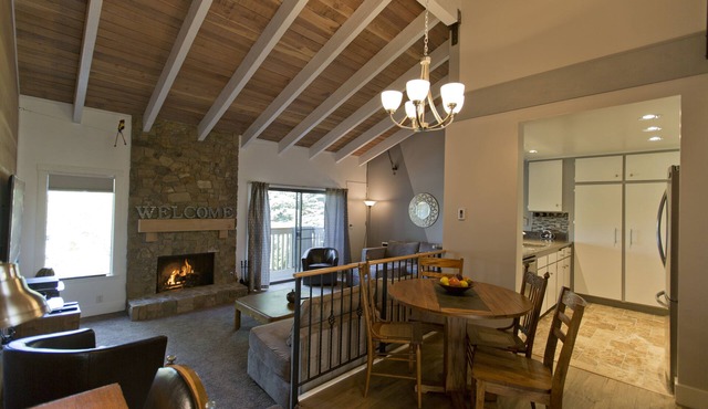 Remodeled Snowcreek Condo - 2 Bdrms/2 Bthrms/and small loft