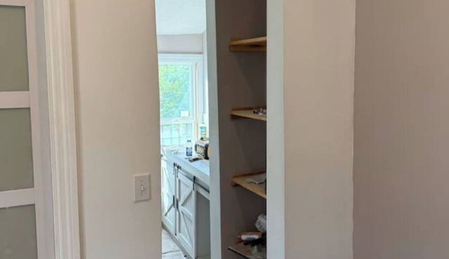 Remodeled Victorian 4 beds 2.5 baths