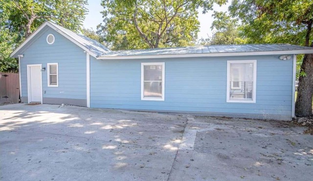 Remodeled Vintage Charm 1BR/1BA Apt Close to DT