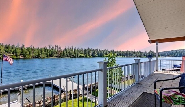 Remodeled Waterfront House with Lake Access near Downtown Coeur d'Alene!