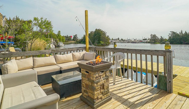 Remodeled Waterfront Beauty!